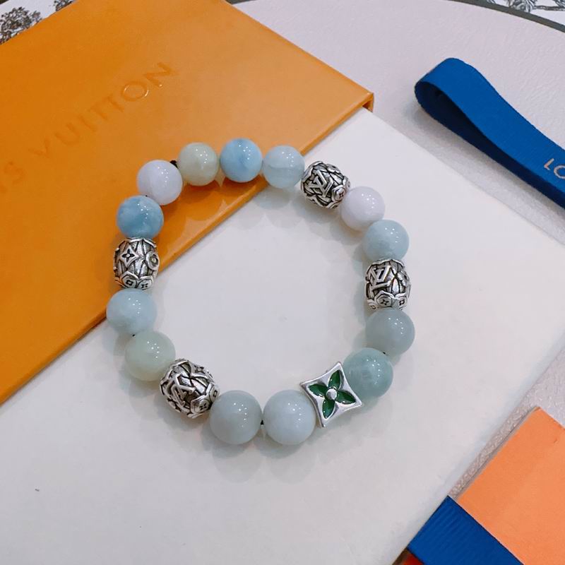 Lv Bracelet 02yxs17
